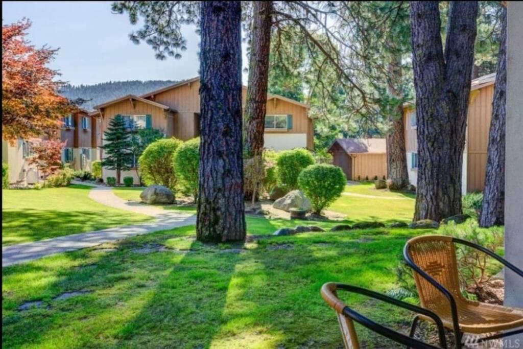 Das Bavarian Condo, 5 Star Ground Floor Unit, Walk To Town, Sleeps 6 Leavenworth Dış mekan fotoğraf